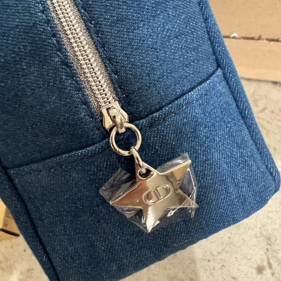 ✨ Dior 14-Piece Deluxe Foundation & Makeup Set w/ Denim Pouch ✨ - Picture 13 of 16